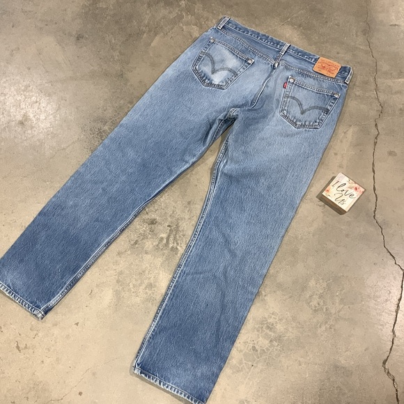 Levi’s Vintage 501 Button Fly Jeans - Picture 6 of 8